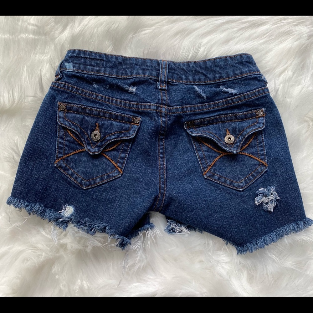 Reese Delis’s Jean shorts size 0 - Picture 4 of 4